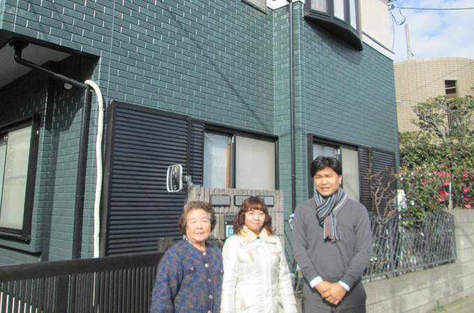 A様、 塗装のミドリヤさんのツーショット写真